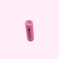 3.7Volt 2500mAh 18650 Li-ion Rechargeable Battery (Flat Top) - 1Piece 3.7Volt 2500mAh 18650 Li-ion Rechargeable Battery (Flat Top) - 1Piece